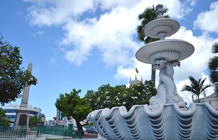 DOLPHIN FOUNTAIN